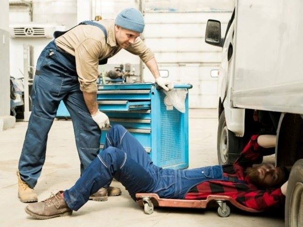 Mobile Trailer Repair Technicians